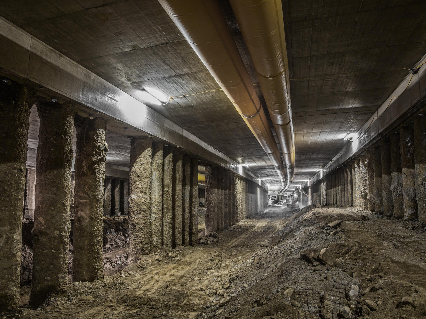 Keller führt Arbeiten für den Tunnelbau aus